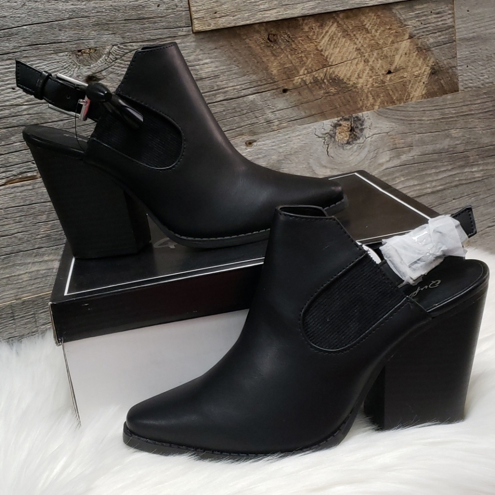 NIB Qupid black slay sling back booties